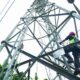 Pengecek trafik di tower Indosat. (dok. istimewa)