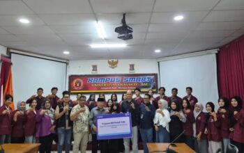 BRI Cabang Padang Salurkan Beasiswa Pendidikan untuk Mahasiswa Unes